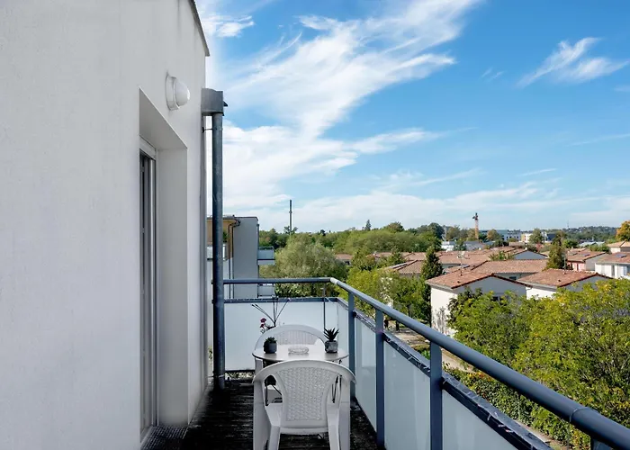 Apartamento O Cocon Paisible - Wifi, Calme, Smart Tv, Parking - A 2min Du Campus Tbs
